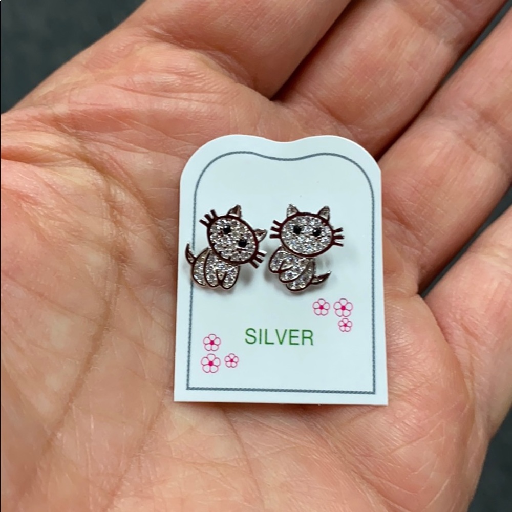 14k gold plated Cat CZ Silver Girls Earrings. - Picture 3 of 6